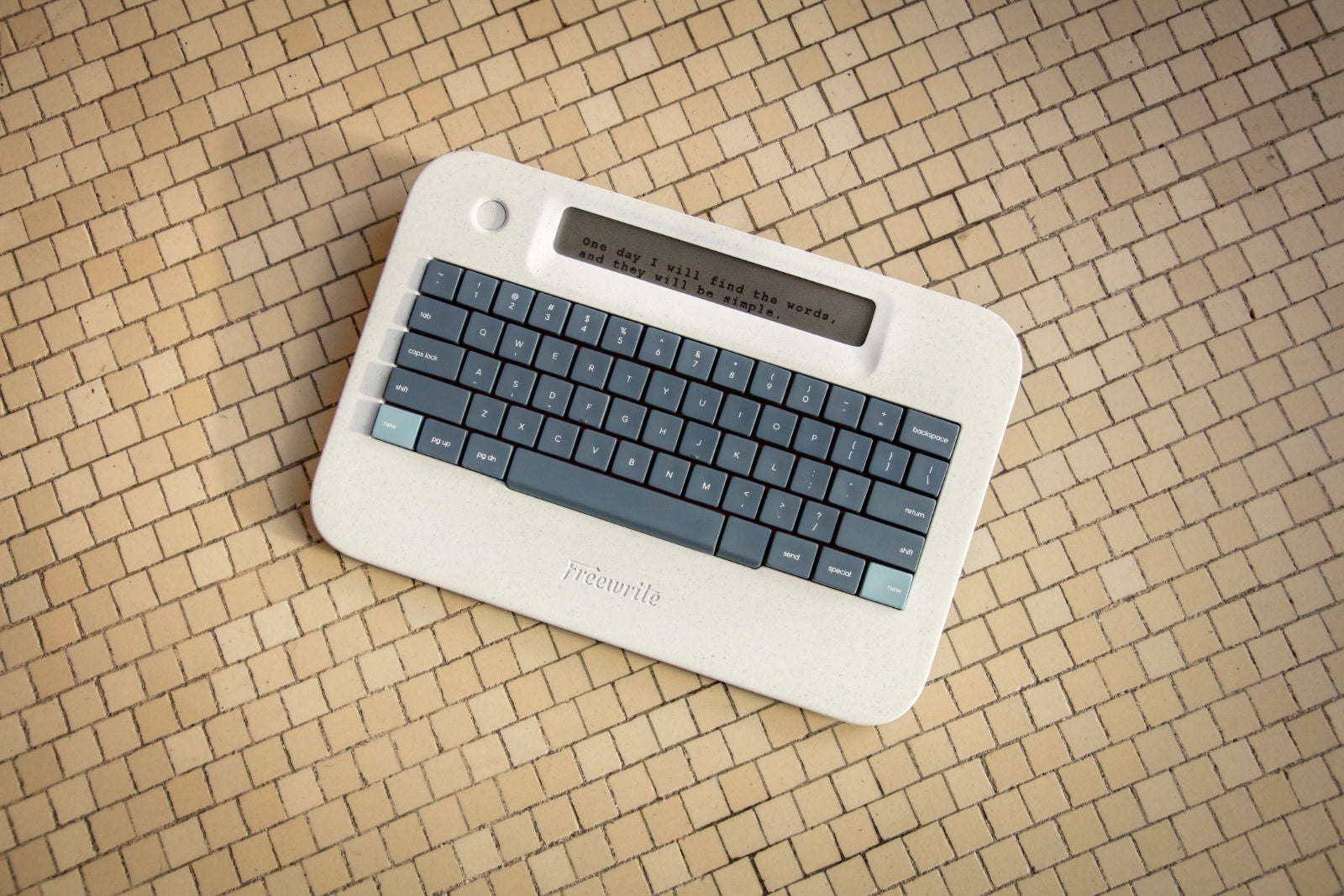 Freewrite Alphaホワイト Alpha White Speckled - Freewrite Store